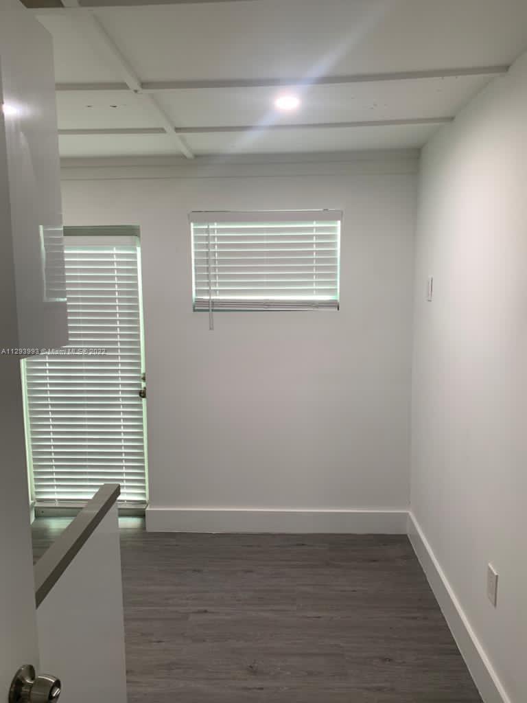 DIXIE HIGHWAY TRACK - Residential