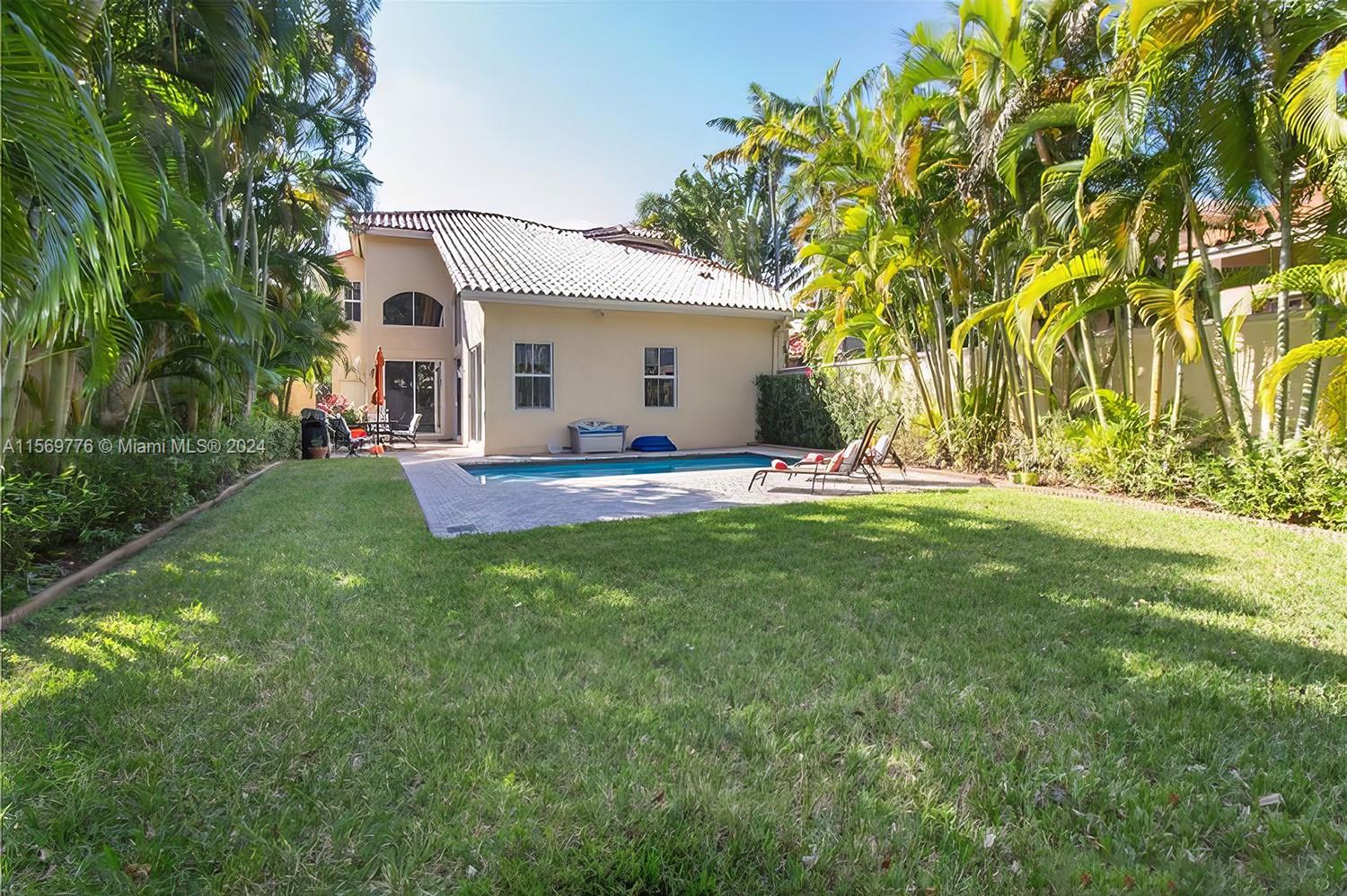 THREE ISLANDS 3RD SECTION - Residential