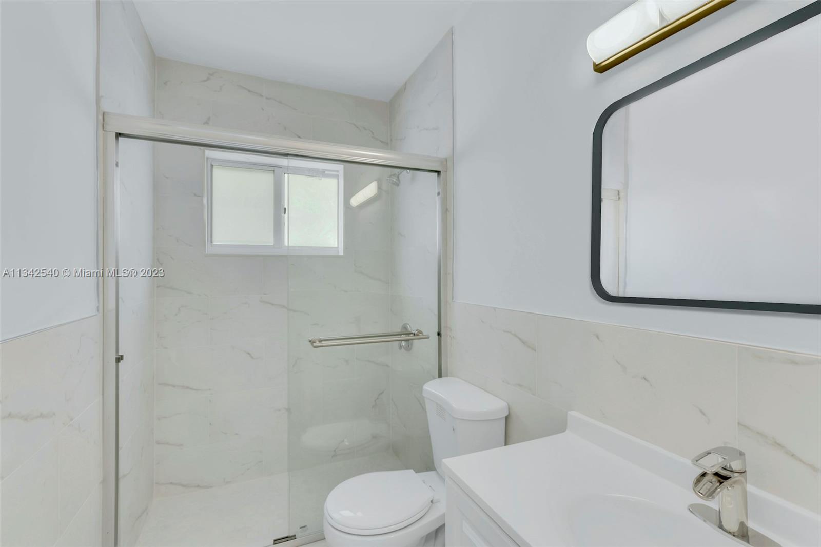 CORAL GABLES RIV SEC 6 - Residential