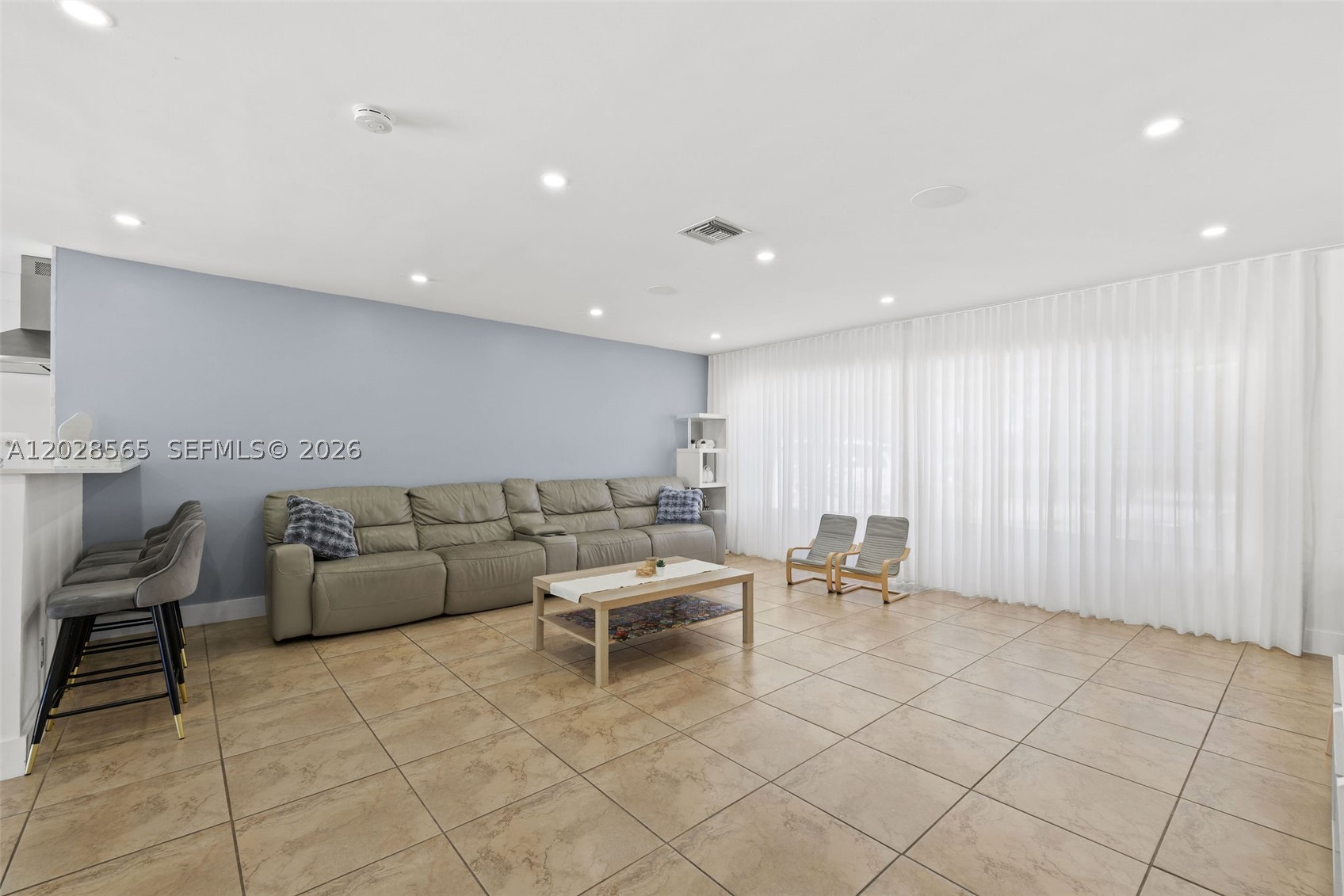 HOLLYWOOD HILLS NORTH SEC - Residential
