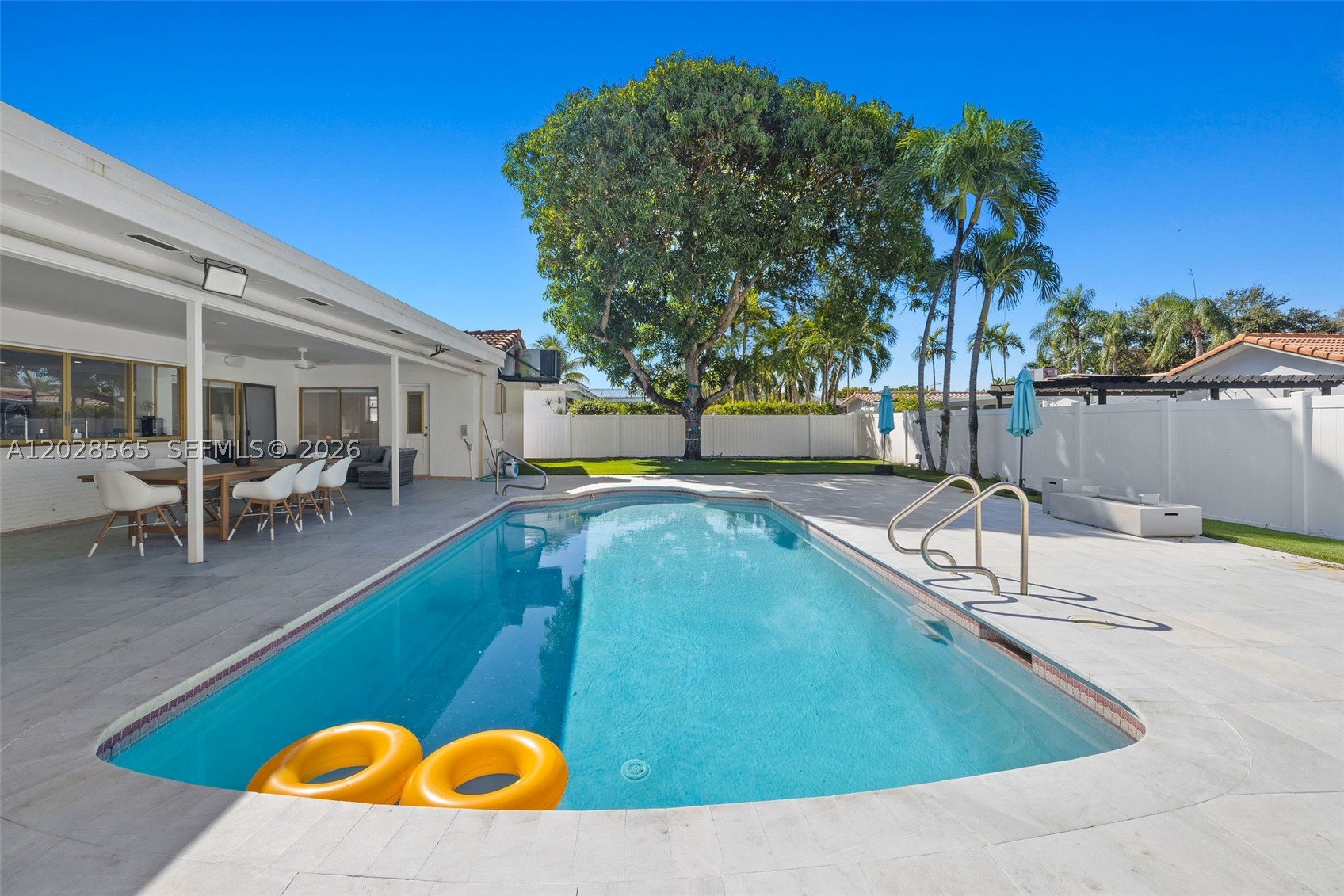 HOLLYWOOD HILLS NORTH SEC - Residential