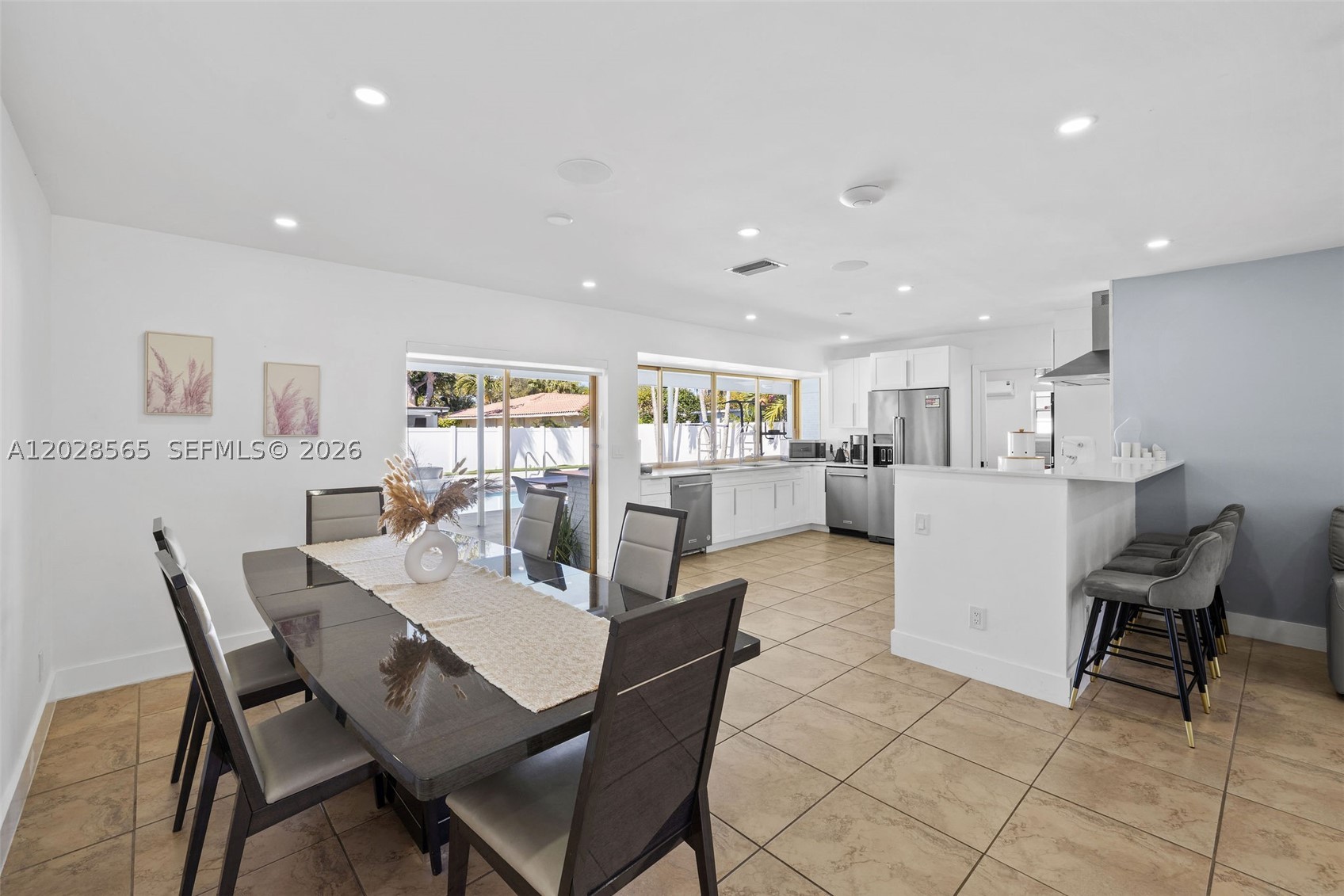 HOLLYWOOD HILLS NORTH SEC - Residential