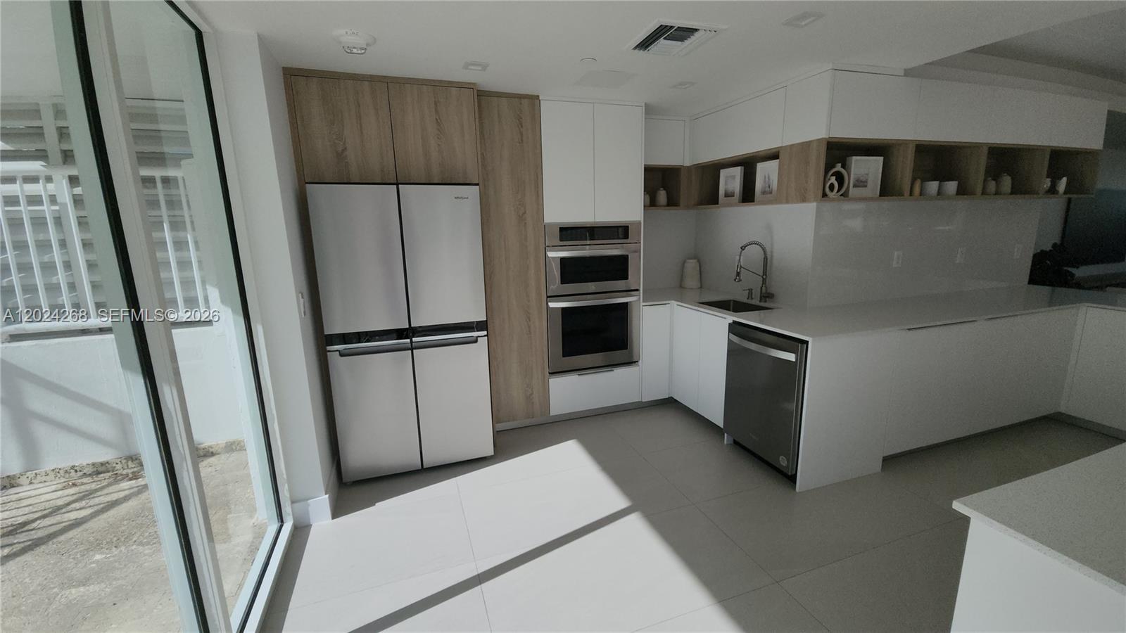THE GRANDVIEW CONDO - Residential