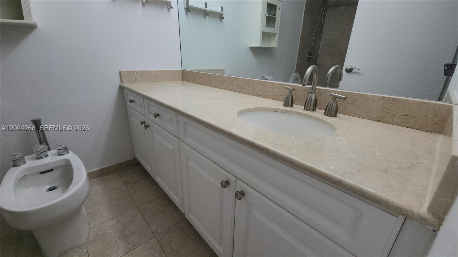 THE GRANDVIEW CONDO - Residential