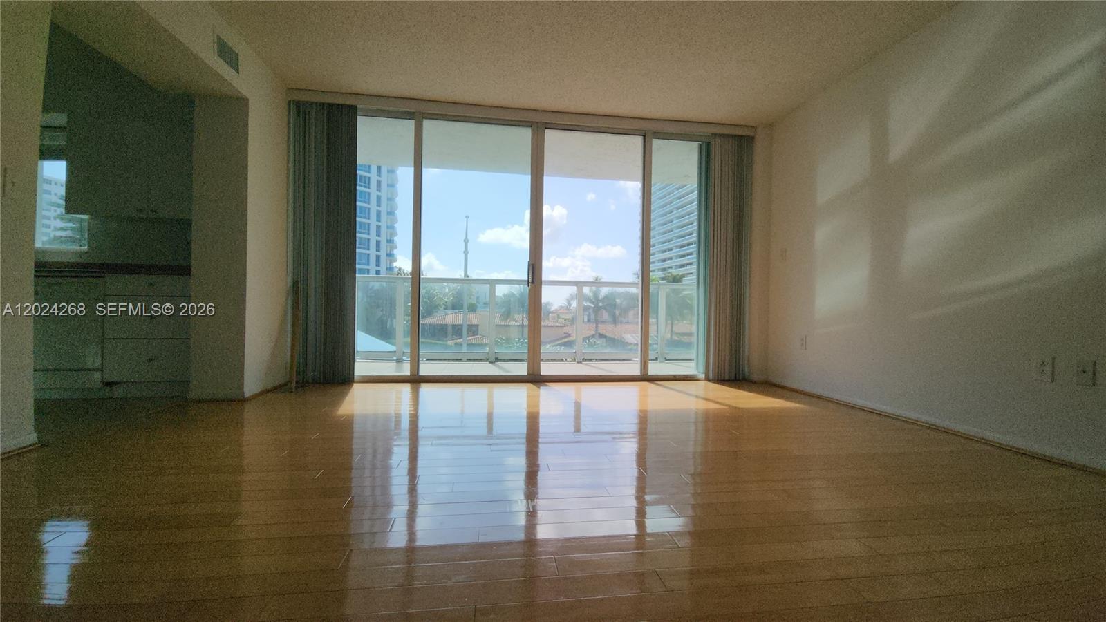 THE GRANDVIEW CONDO - Residential