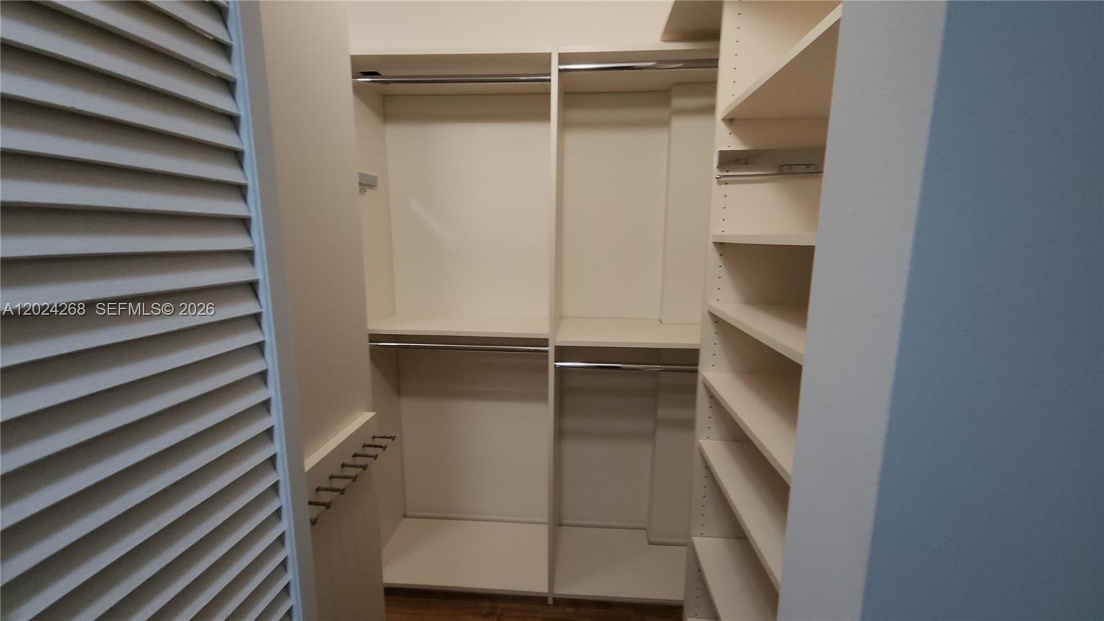 THE GRANDVIEW CONDO - Residential