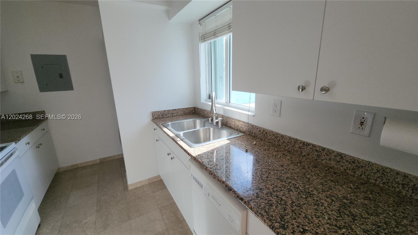 THE GRANDVIEW CONDO - Residential