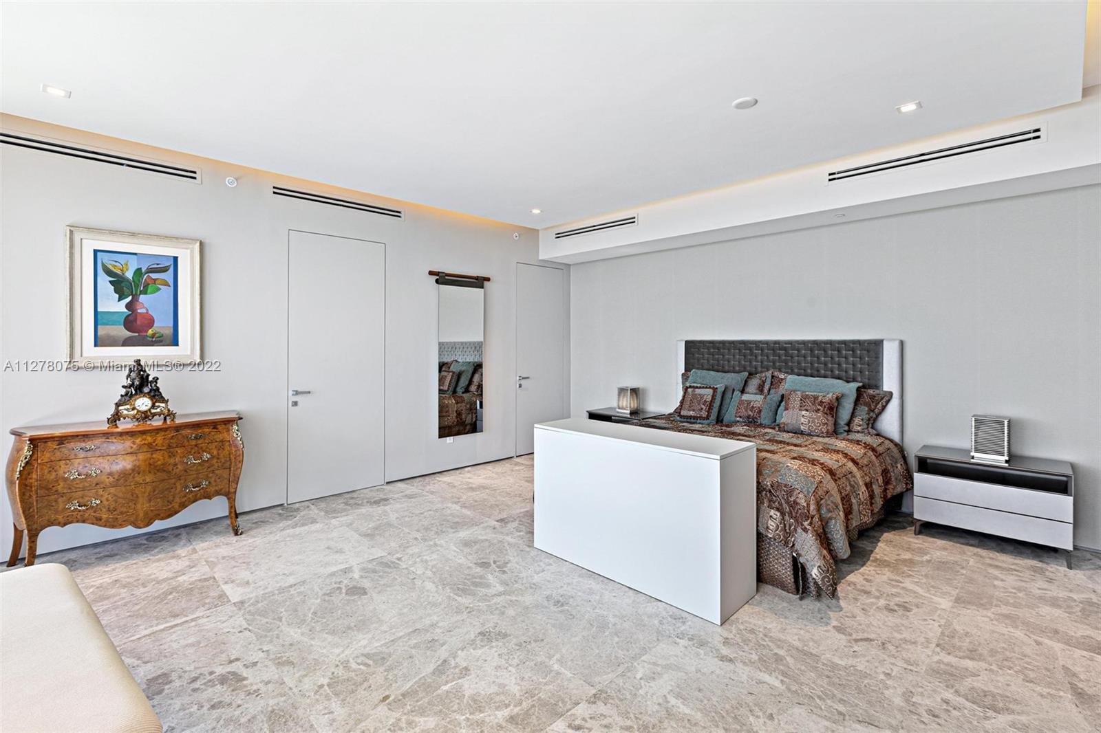 18975 COLLINS CONDO - Residential