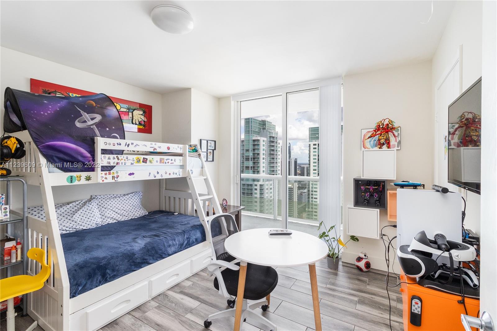 50 BISCAYNE CONDO - Residential Lease