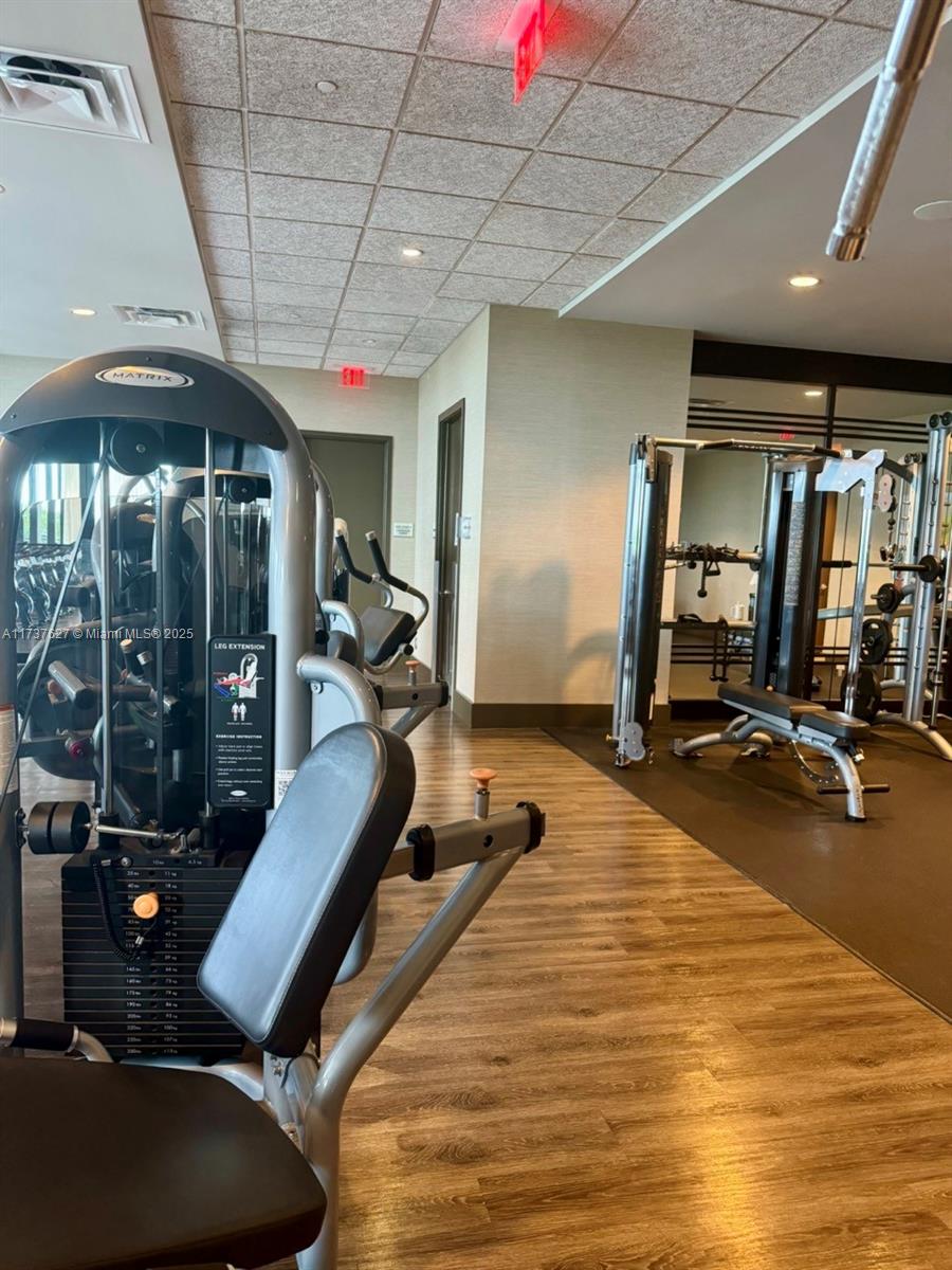 5252 PASEO CONDO - Residential Lease