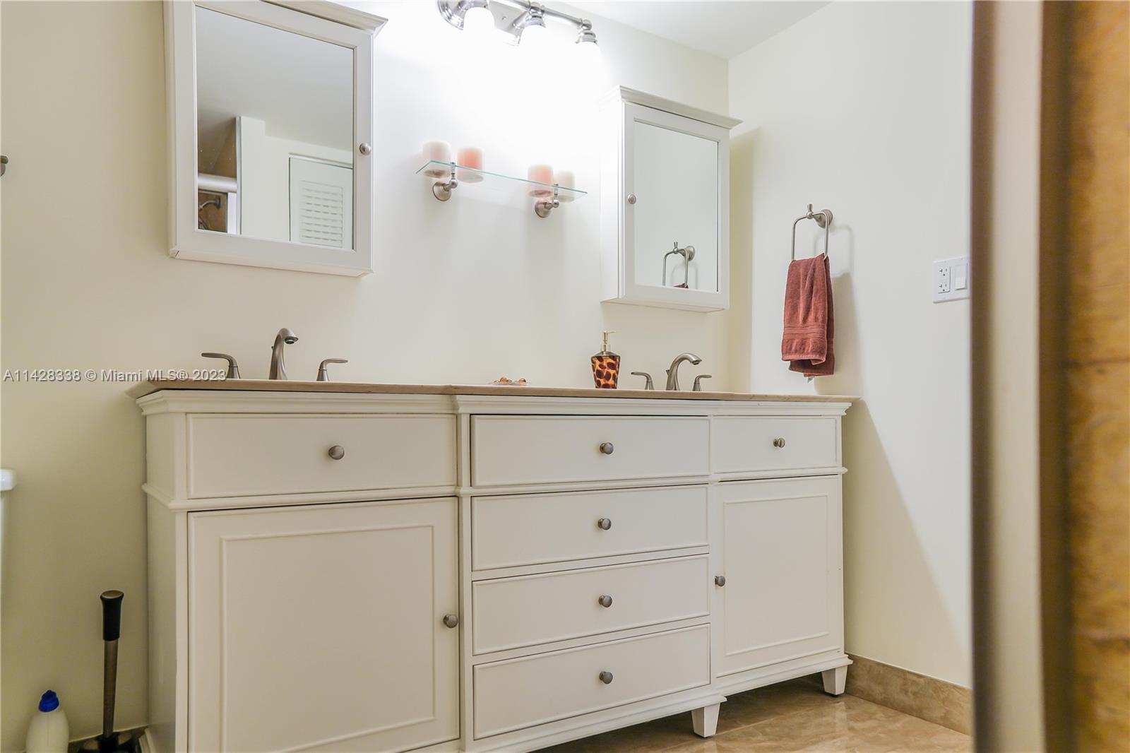 OCEANVIEW PARK CONDO - Residential