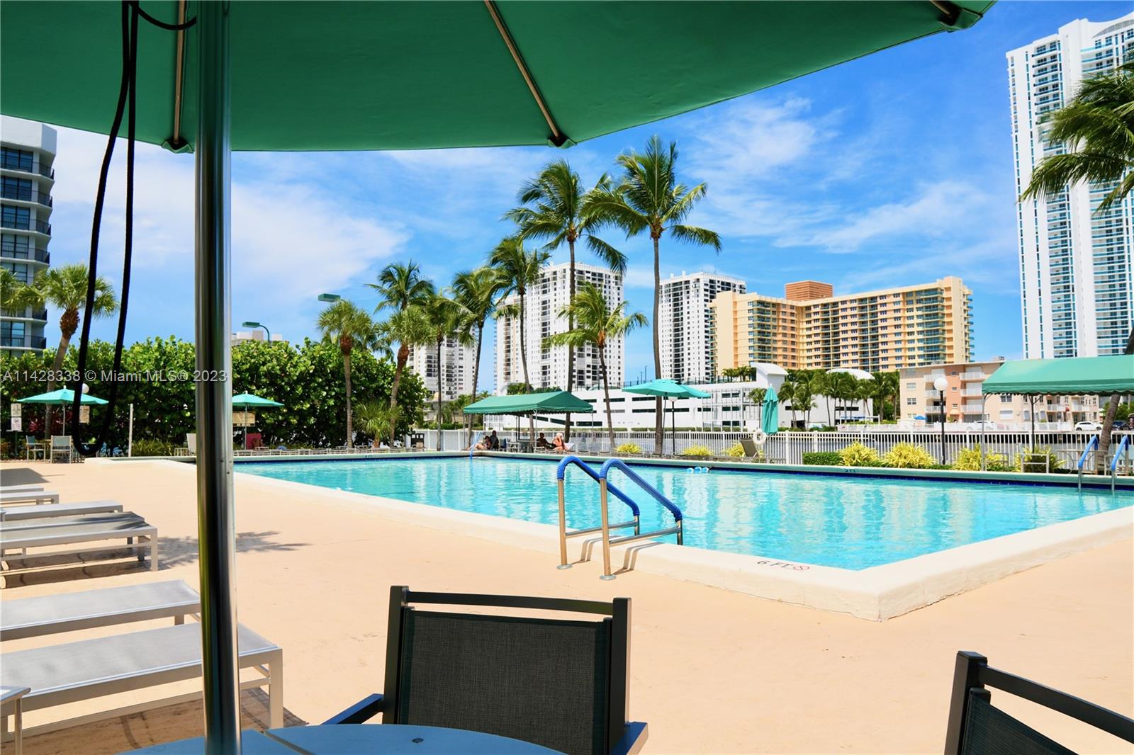 OCEANVIEW PARK CONDO - Residential
