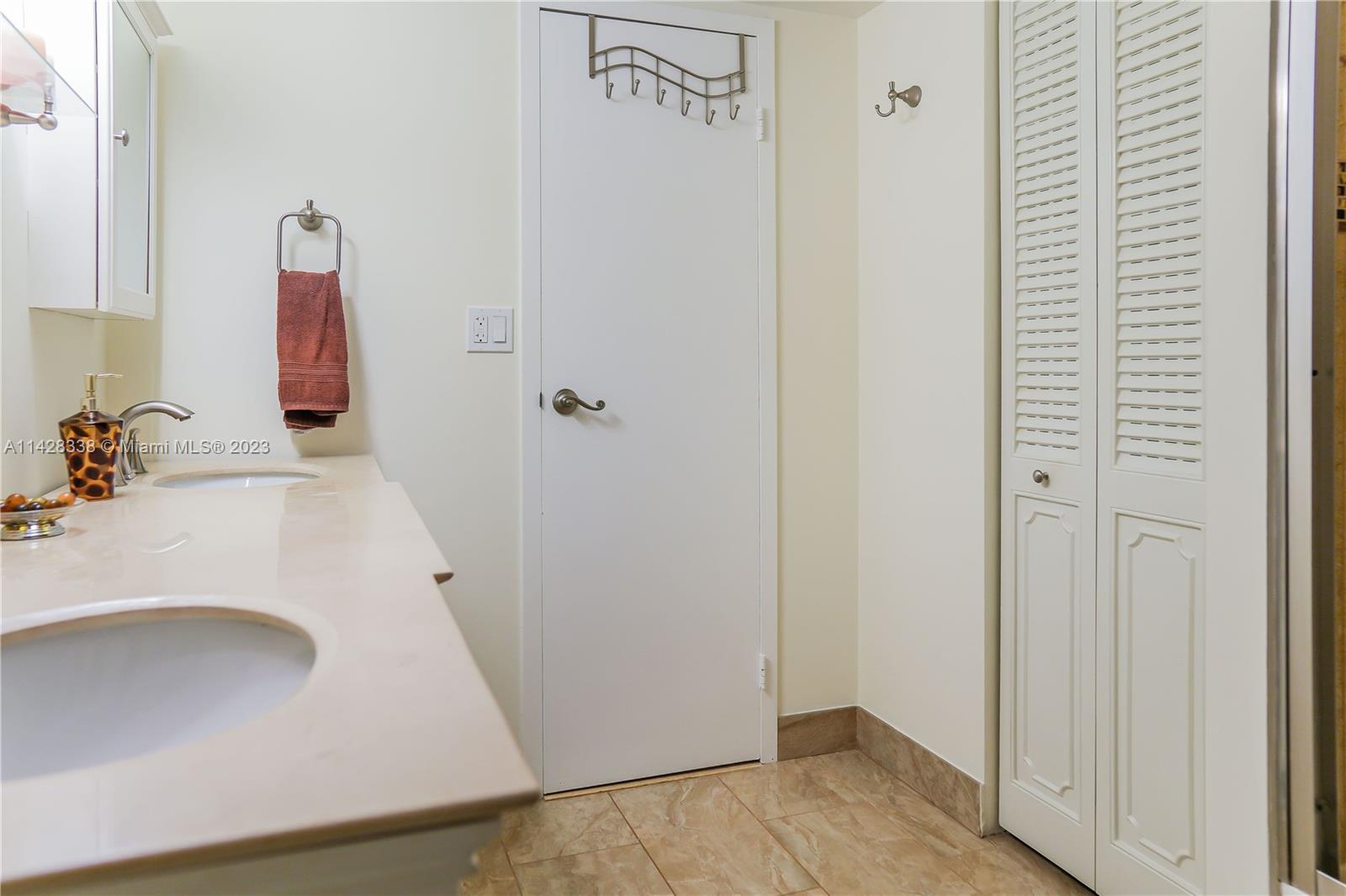 OCEANVIEW PARK CONDO - Residential