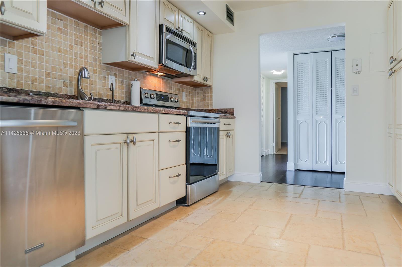 OCEANVIEW PARK CONDO - Residential