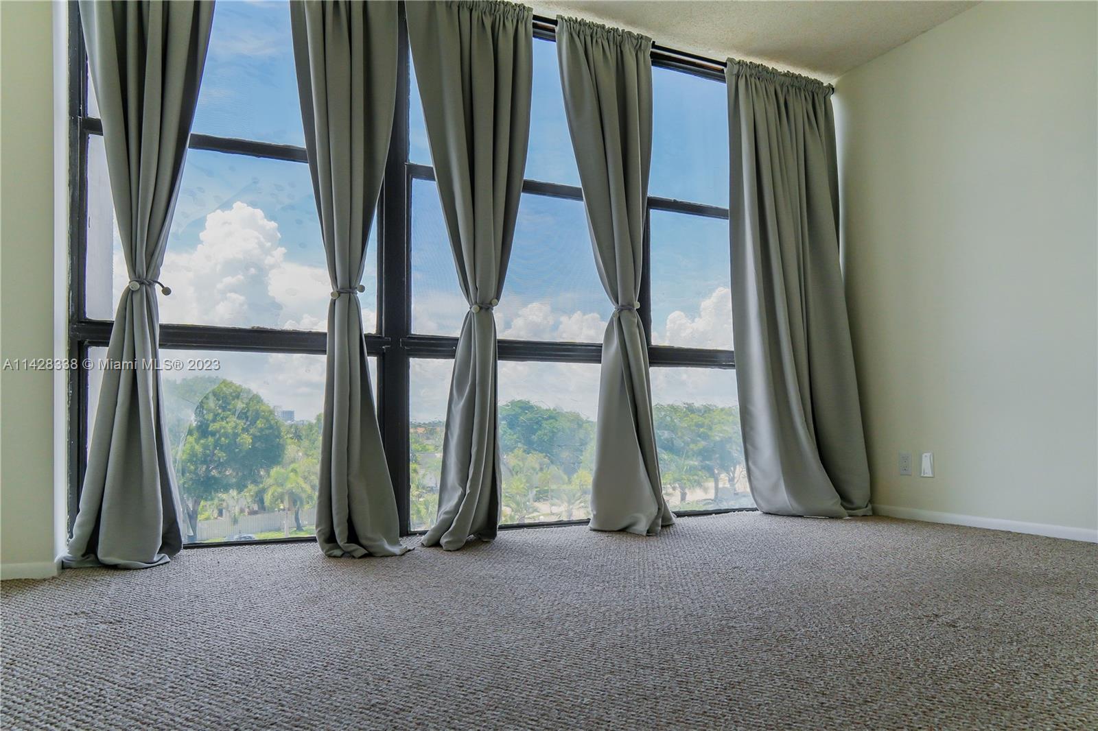 OCEANVIEW PARK CONDO - Residential