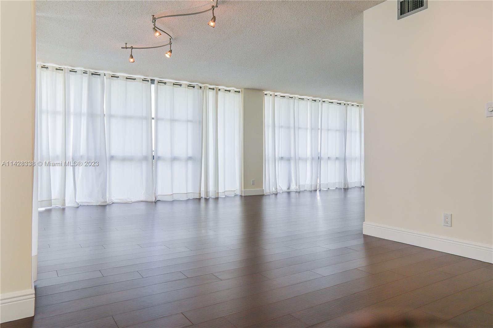 OCEANVIEW PARK CONDO - Residential