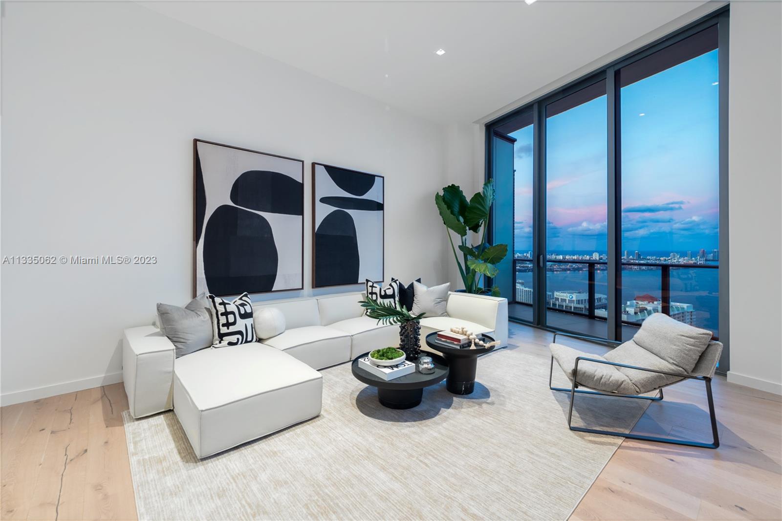 1300 S MIAMI AVENUE CONDO - Residential Lease