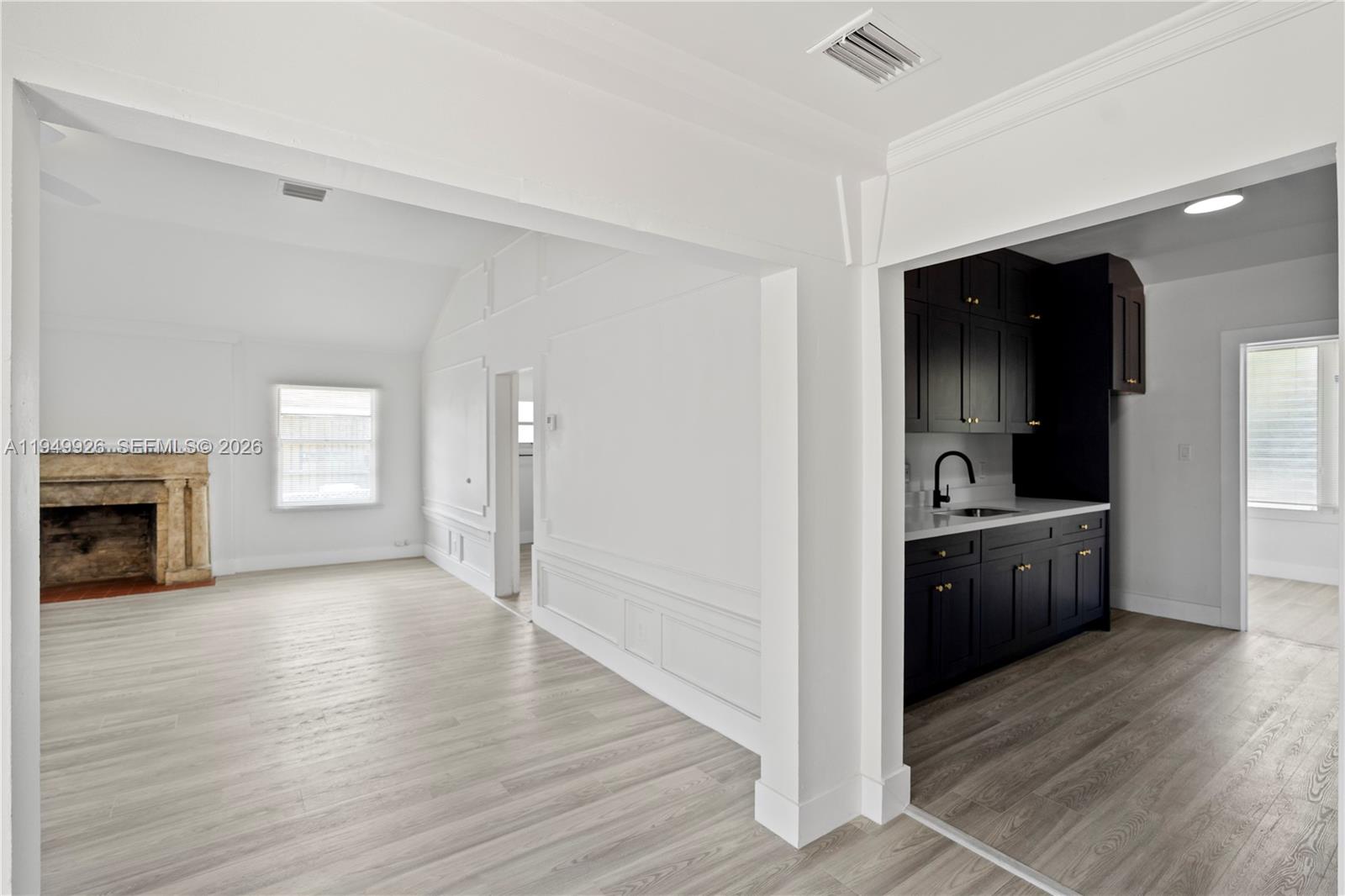 BISCAYNE AVE TRACT - Residential Lease