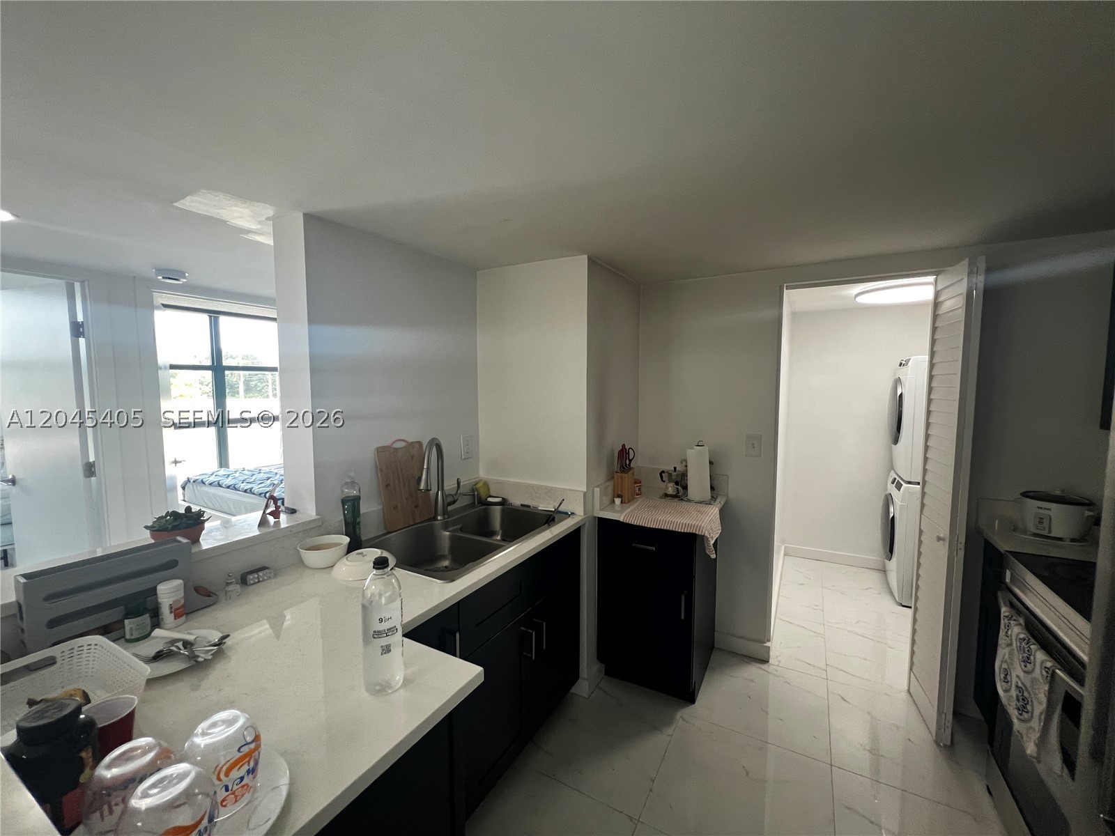 INTERNATIONAL PARK I COND - Residential