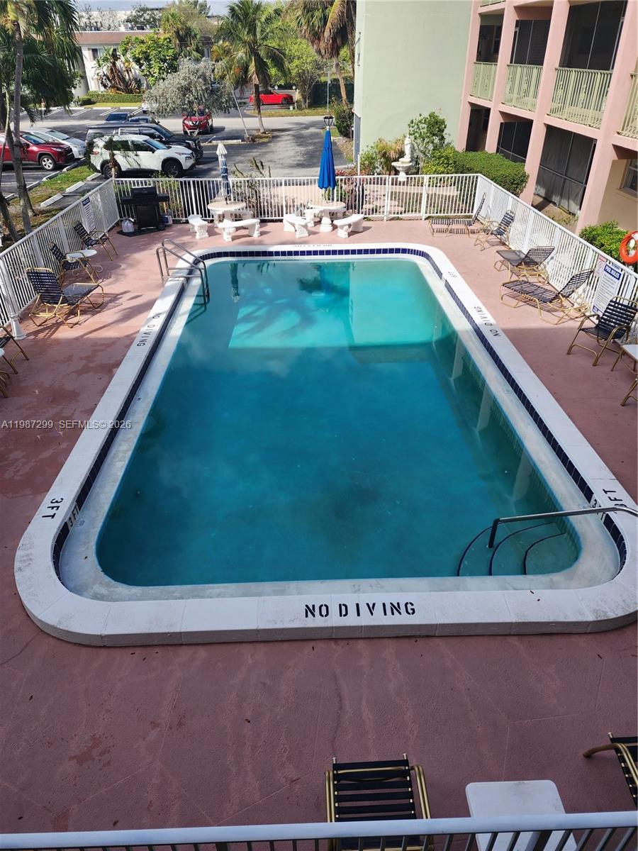 Beautiful Condo, furnished, 2bedroom plus 2 bath, must see.