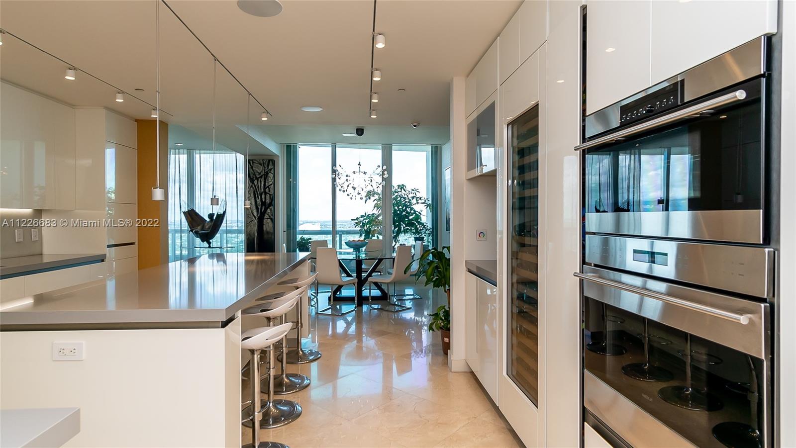 SANTA MARIA CONDO - Residential