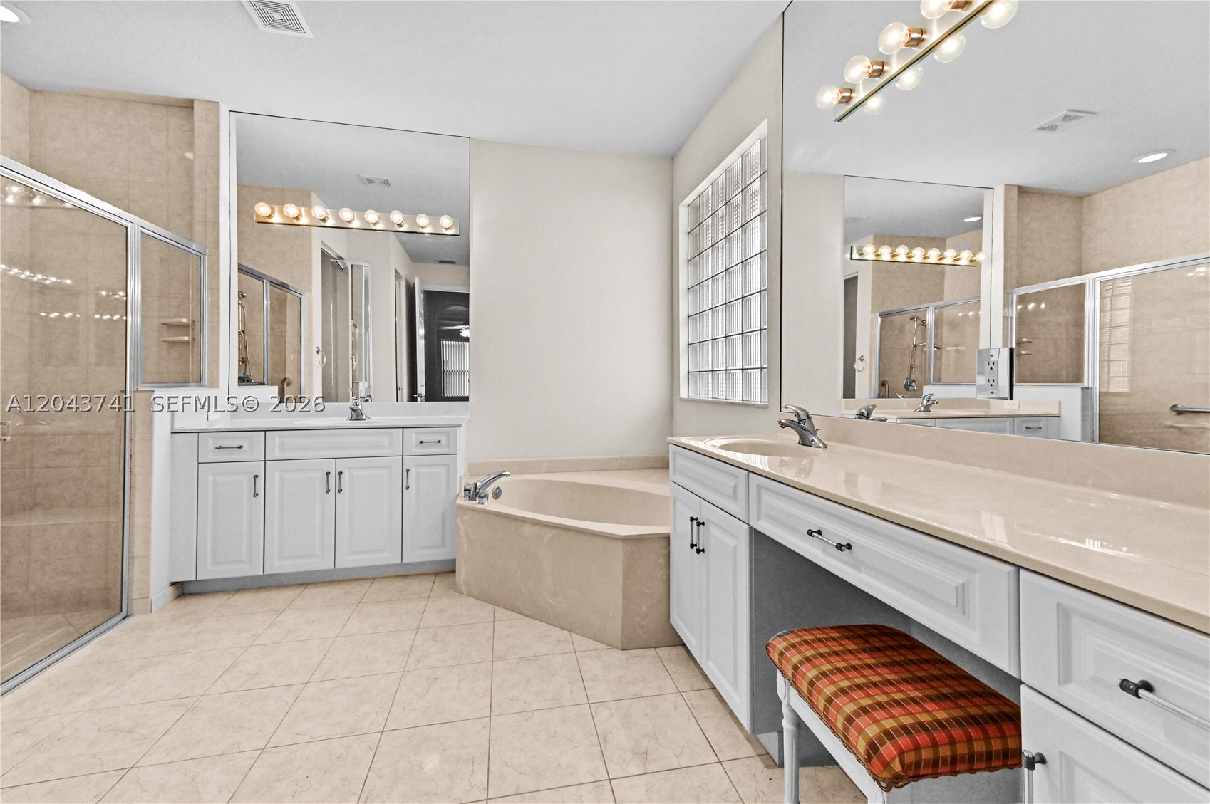 TIVOLI LAKES - Residential