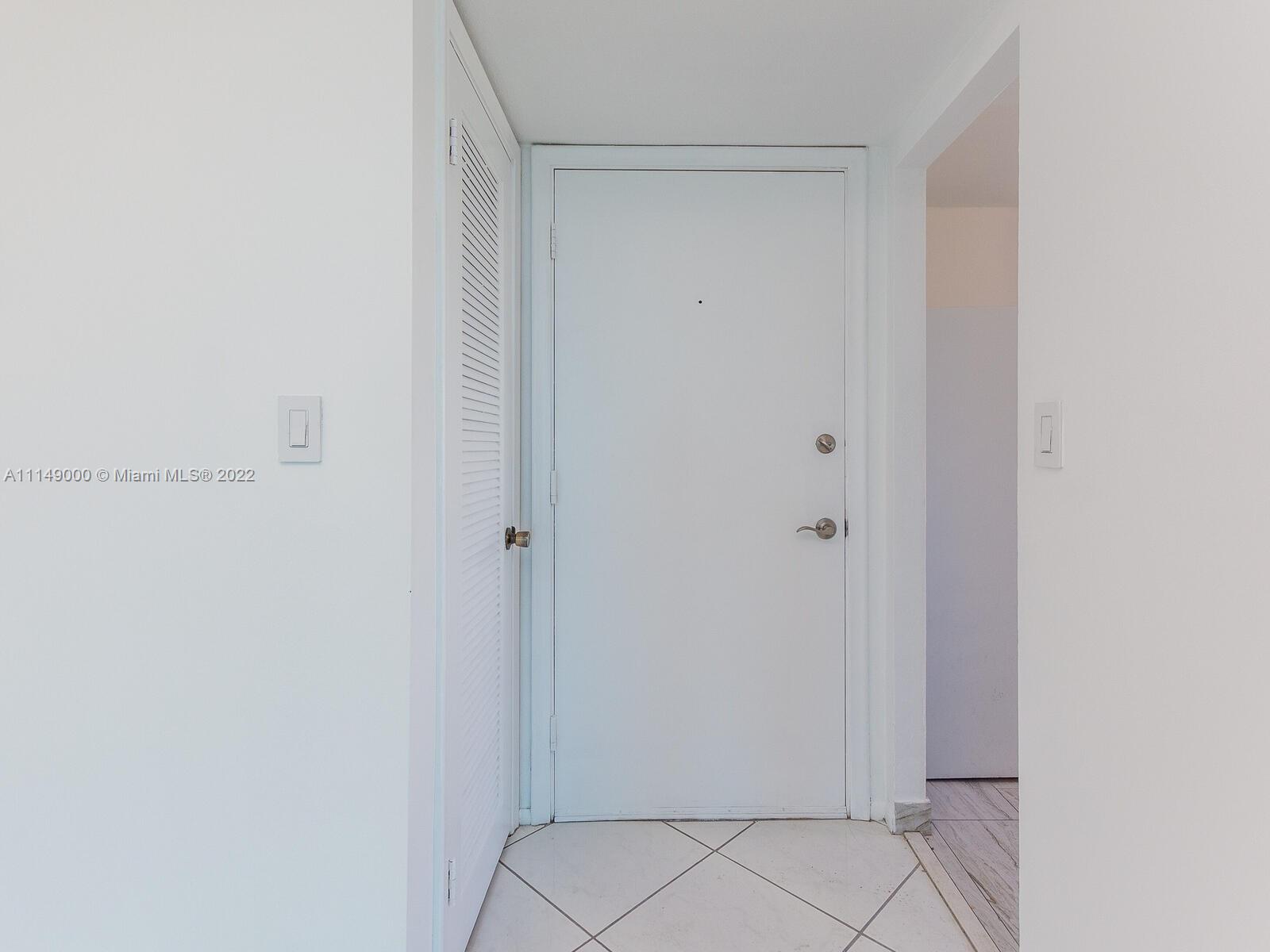ADMIRAL TOWERS CONDO - Residential