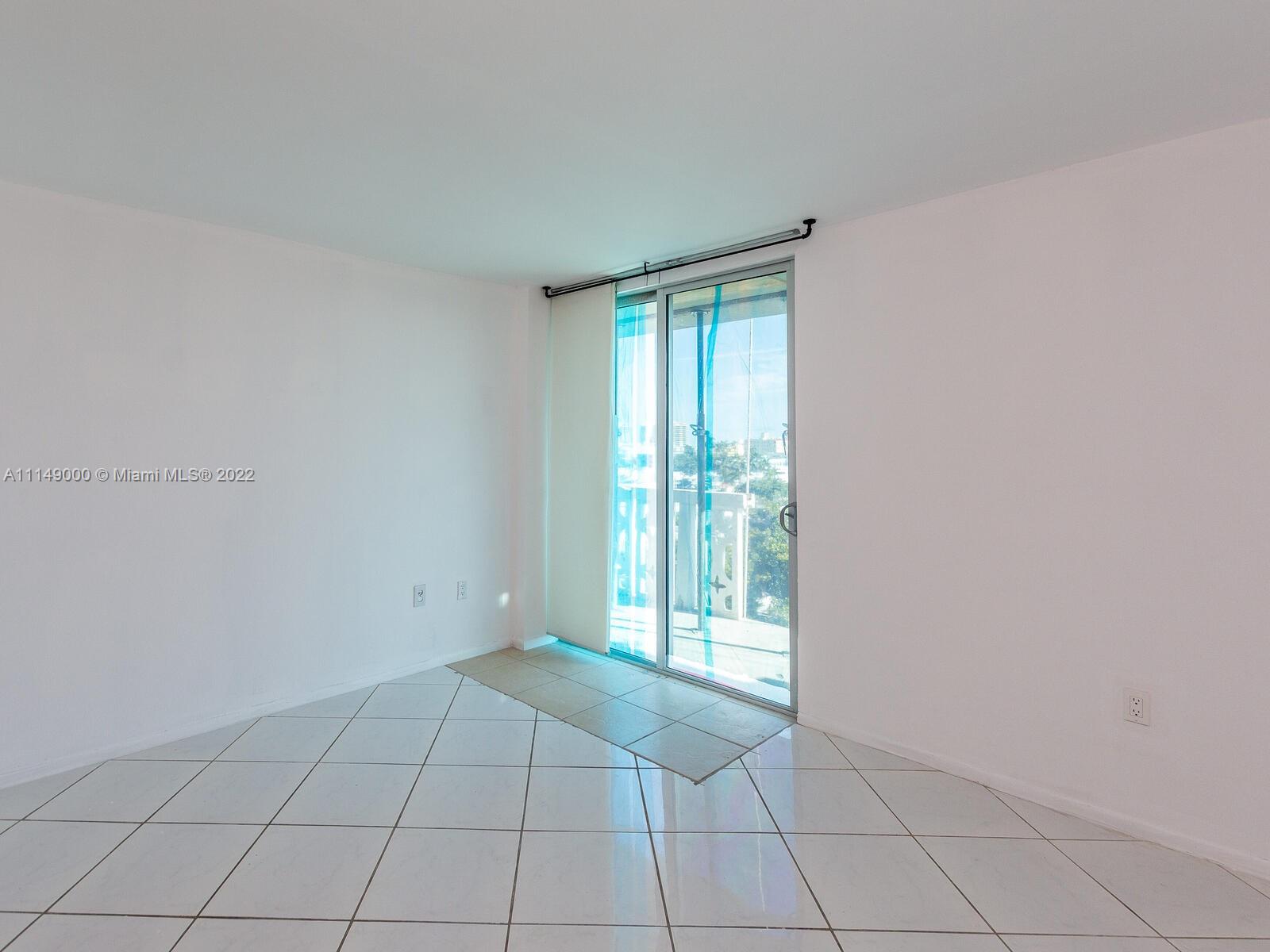 ADMIRAL TOWERS CONDO - Residential