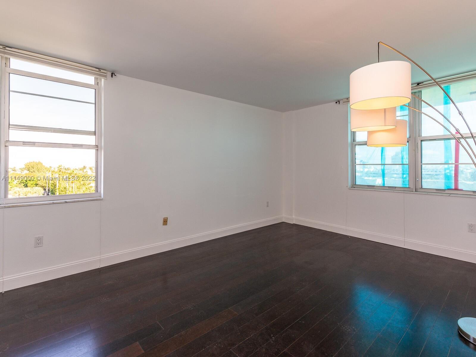 ADMIRAL TOWERS CONDO - Residential