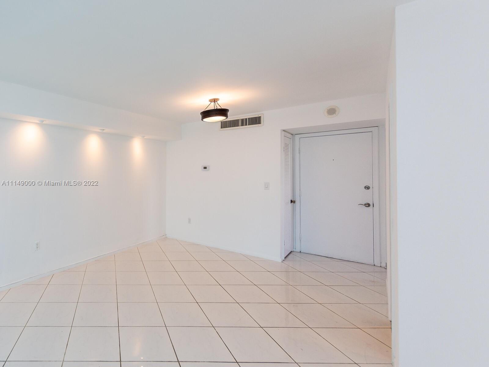 ADMIRAL TOWERS CONDO - Residential
