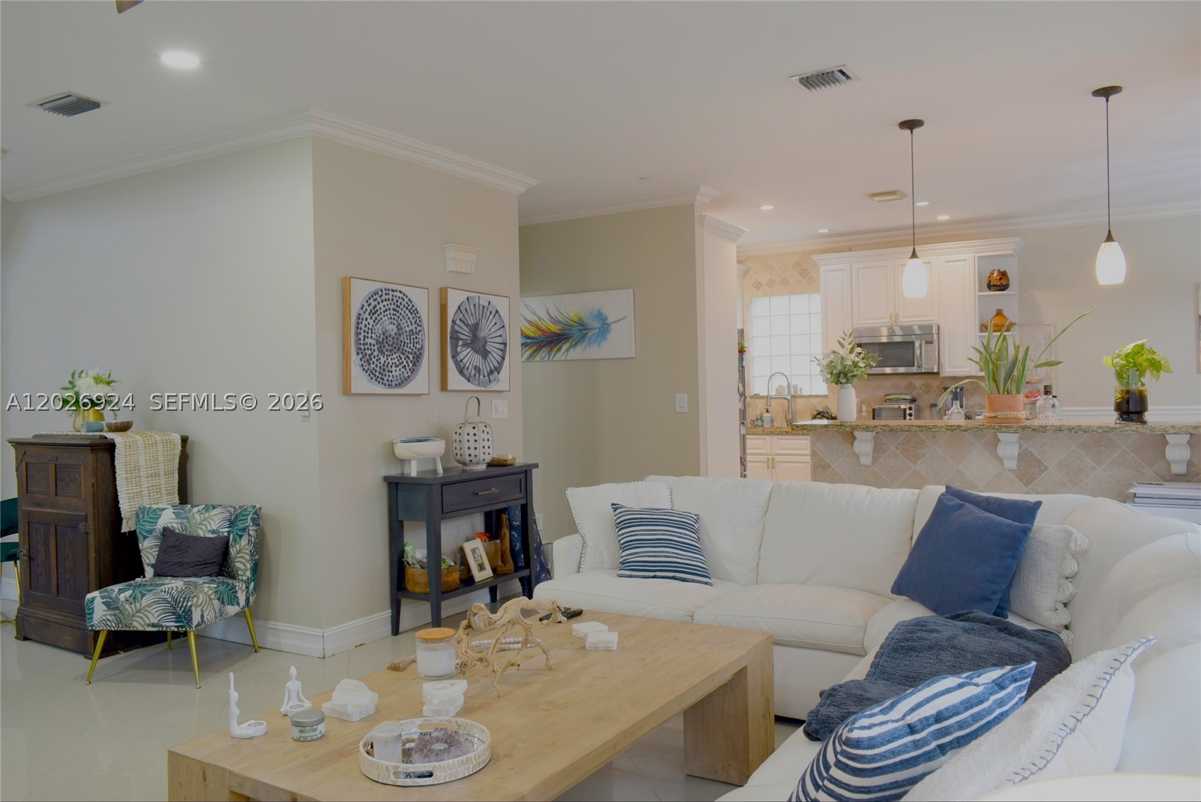 KENSINGTON - Residential