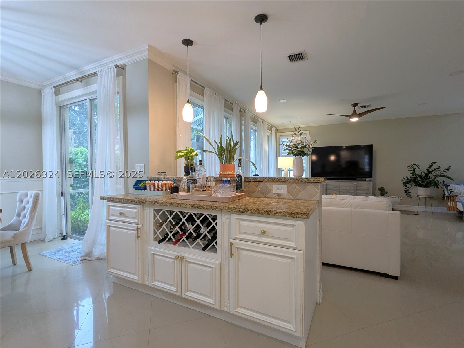 KENSINGTON - Residential