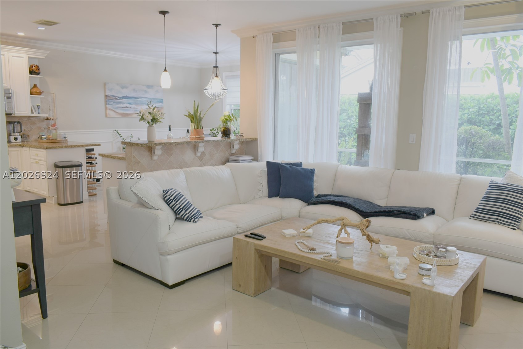 KENSINGTON - Residential