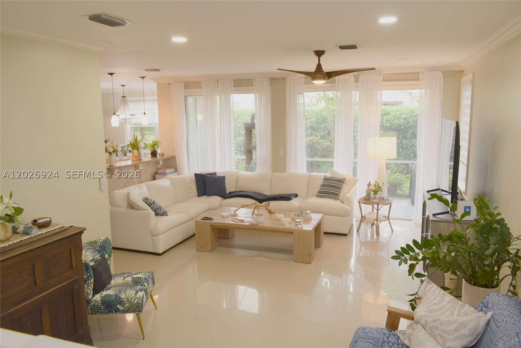KENSINGTON - Residential