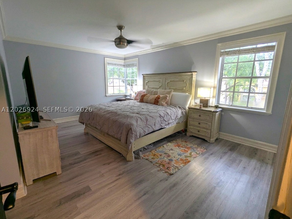 KENSINGTON - Residential