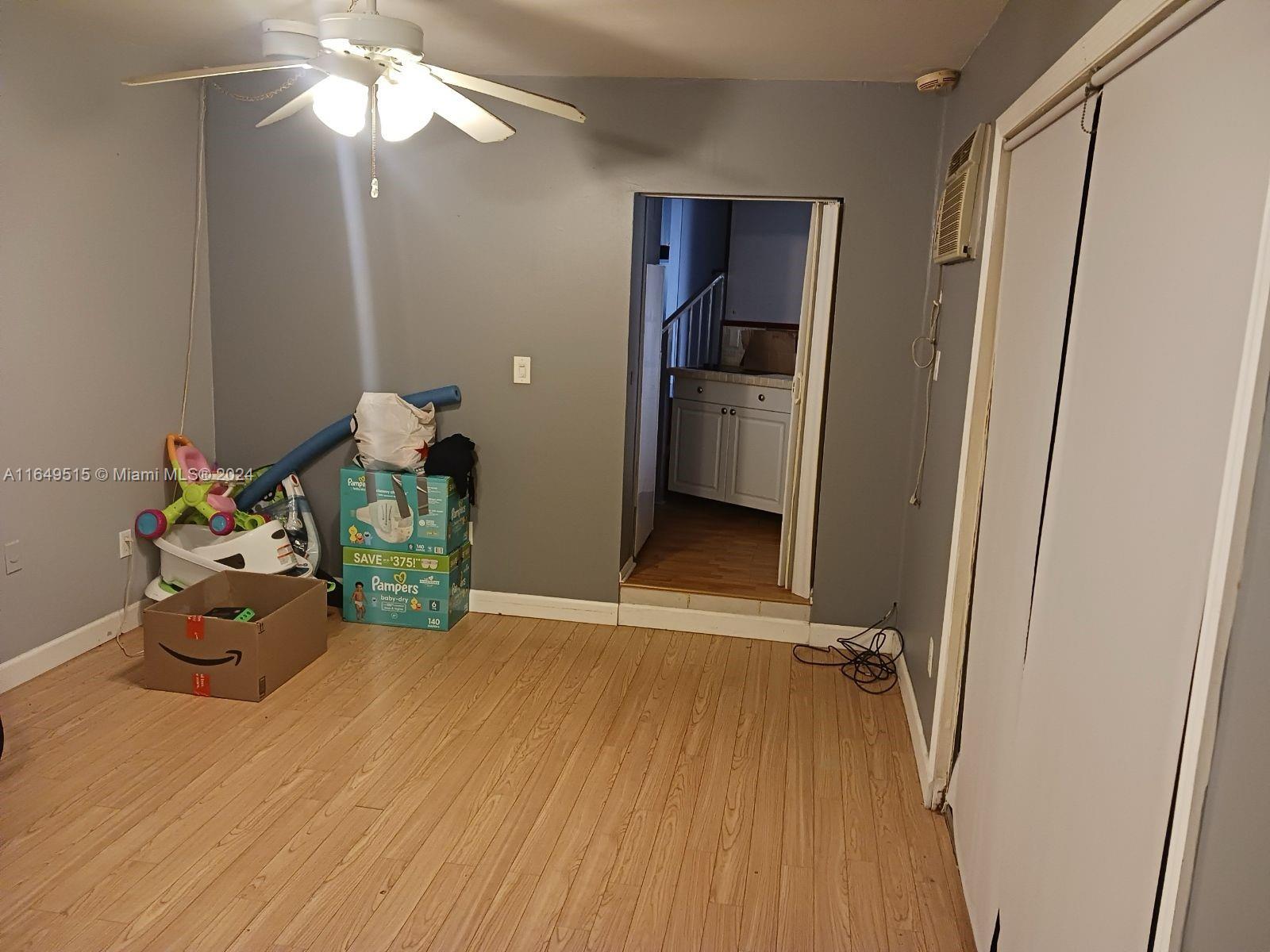MIRACLE MANOR 1ST ADDN - Residential Lease