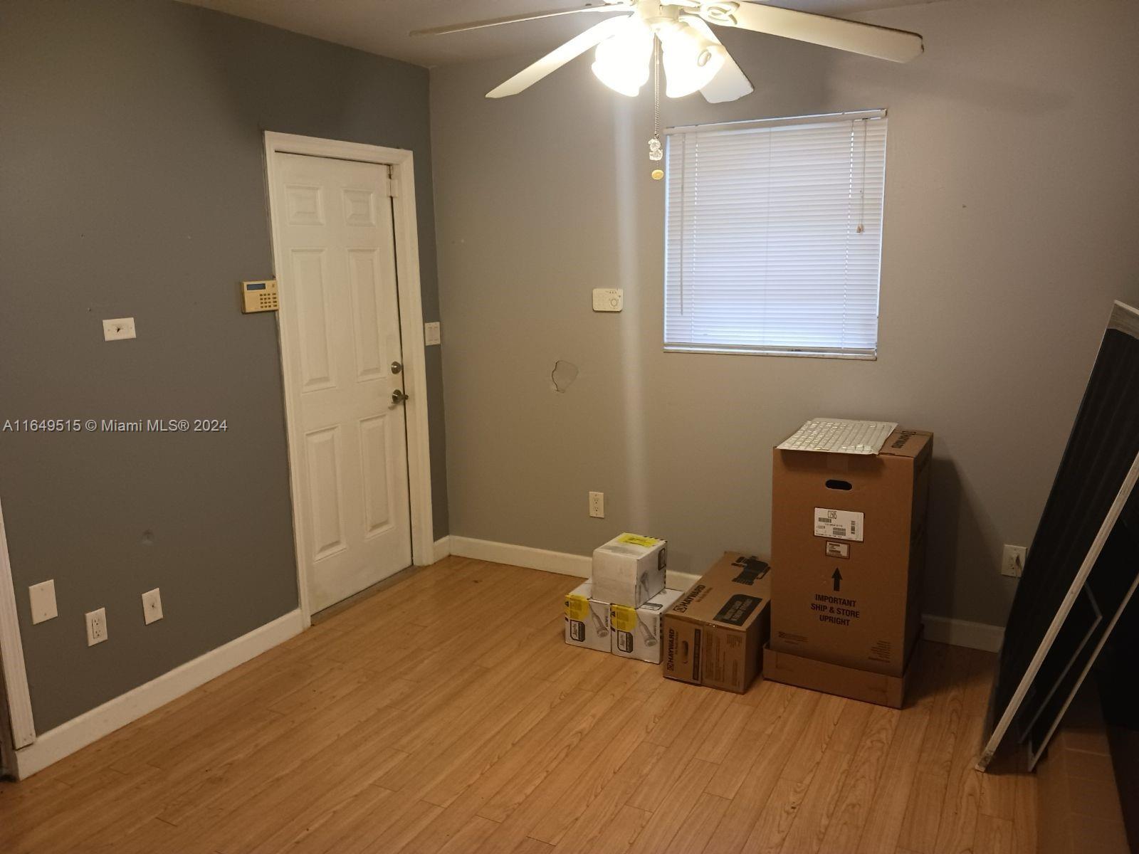 MIRACLE MANOR 1ST ADDN - Residential Lease