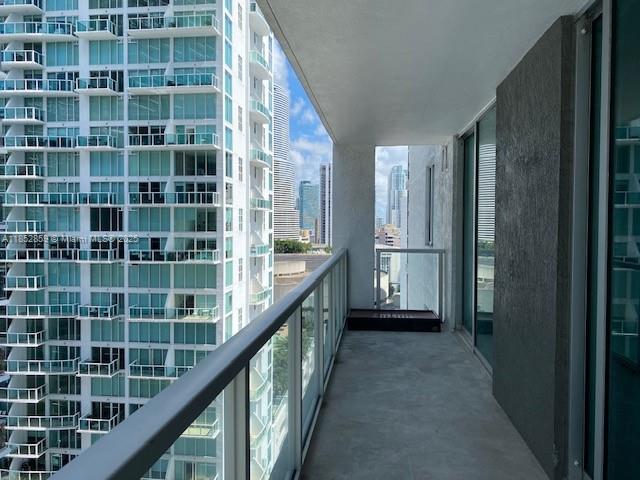 500 BRICKELL WEST CONDO - Residential Lease