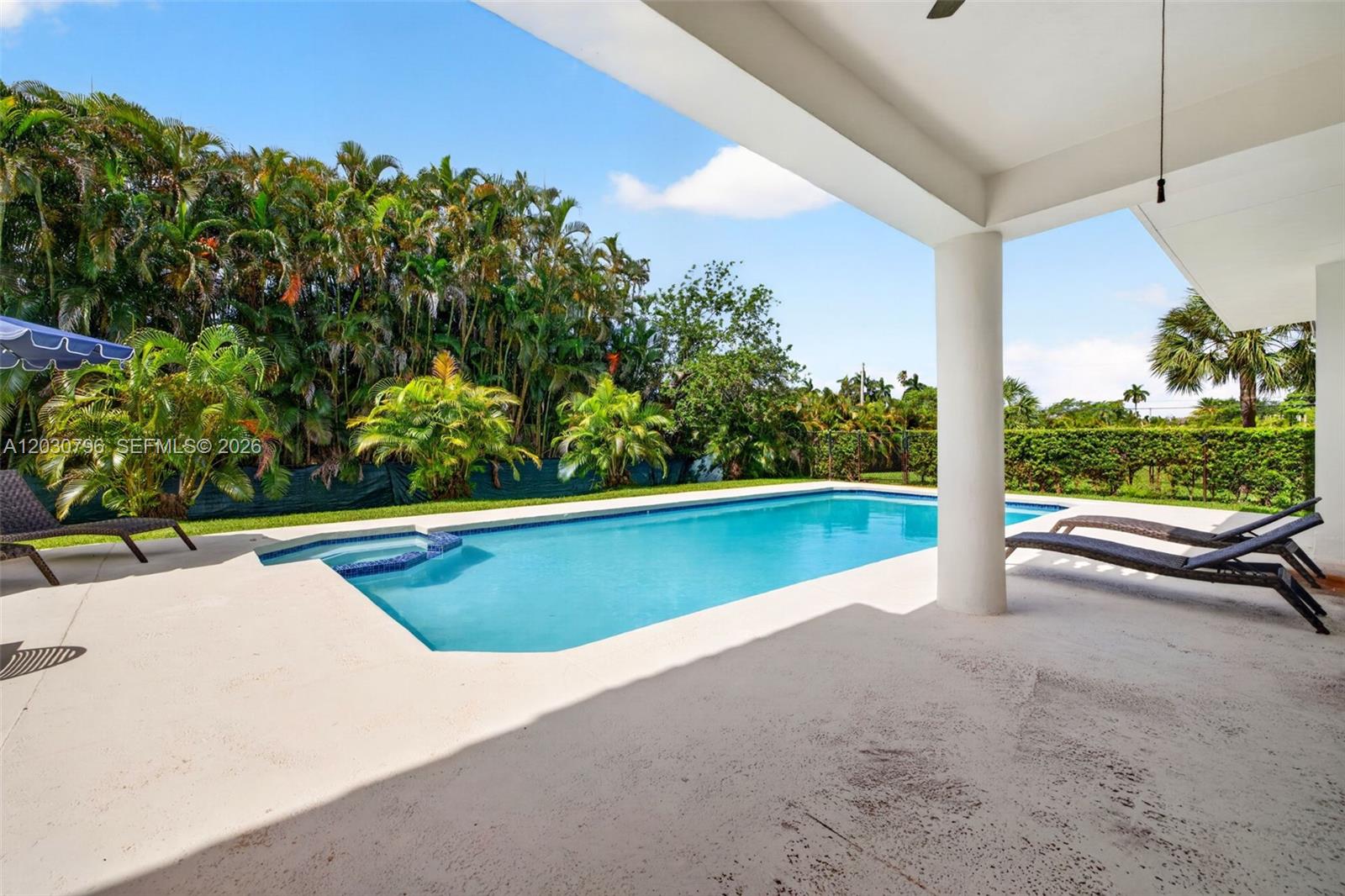 BROOKS ESTATES - Residential
