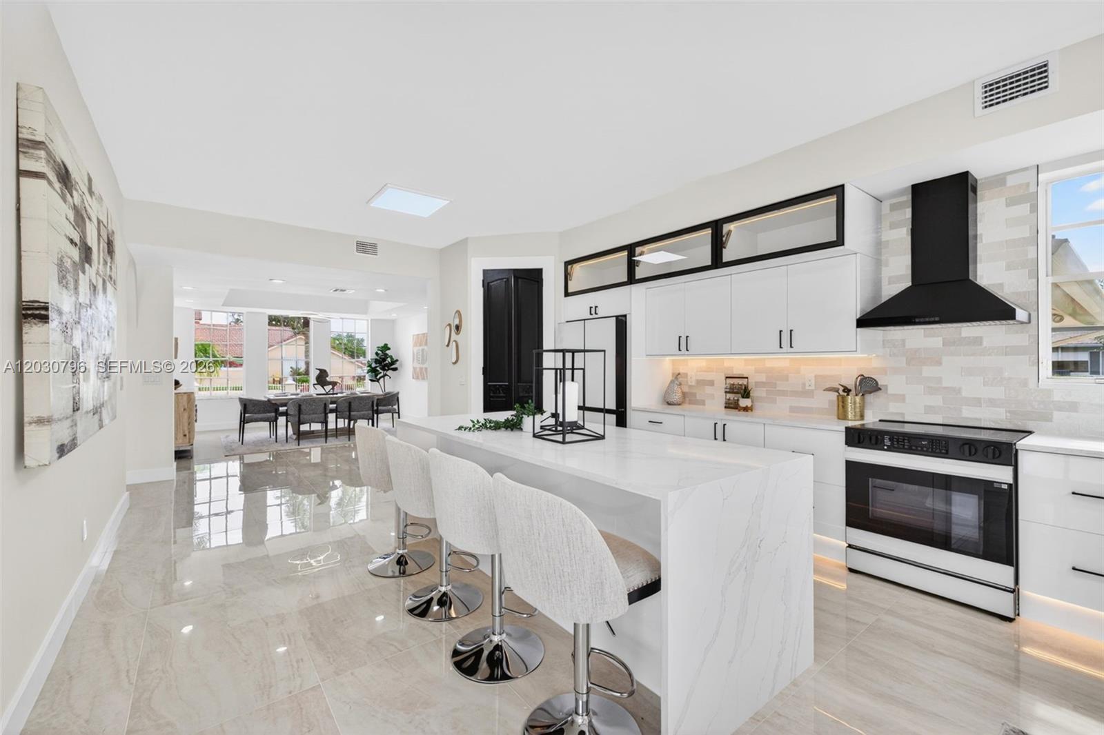 BROOKS ESTATES - Residential