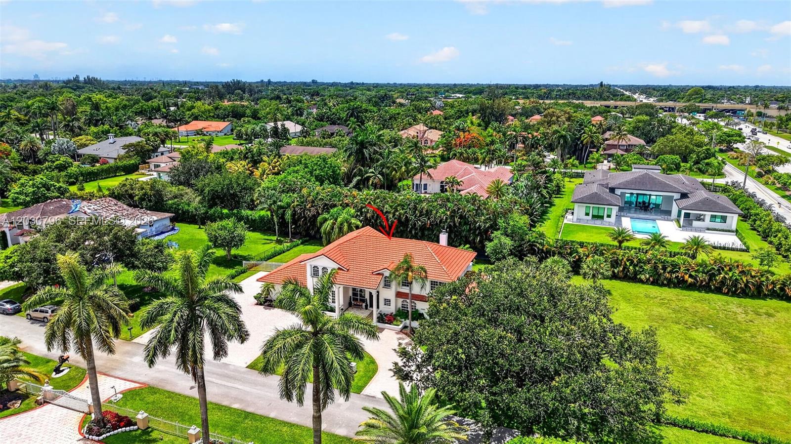 BROOKS ESTATES - Residential