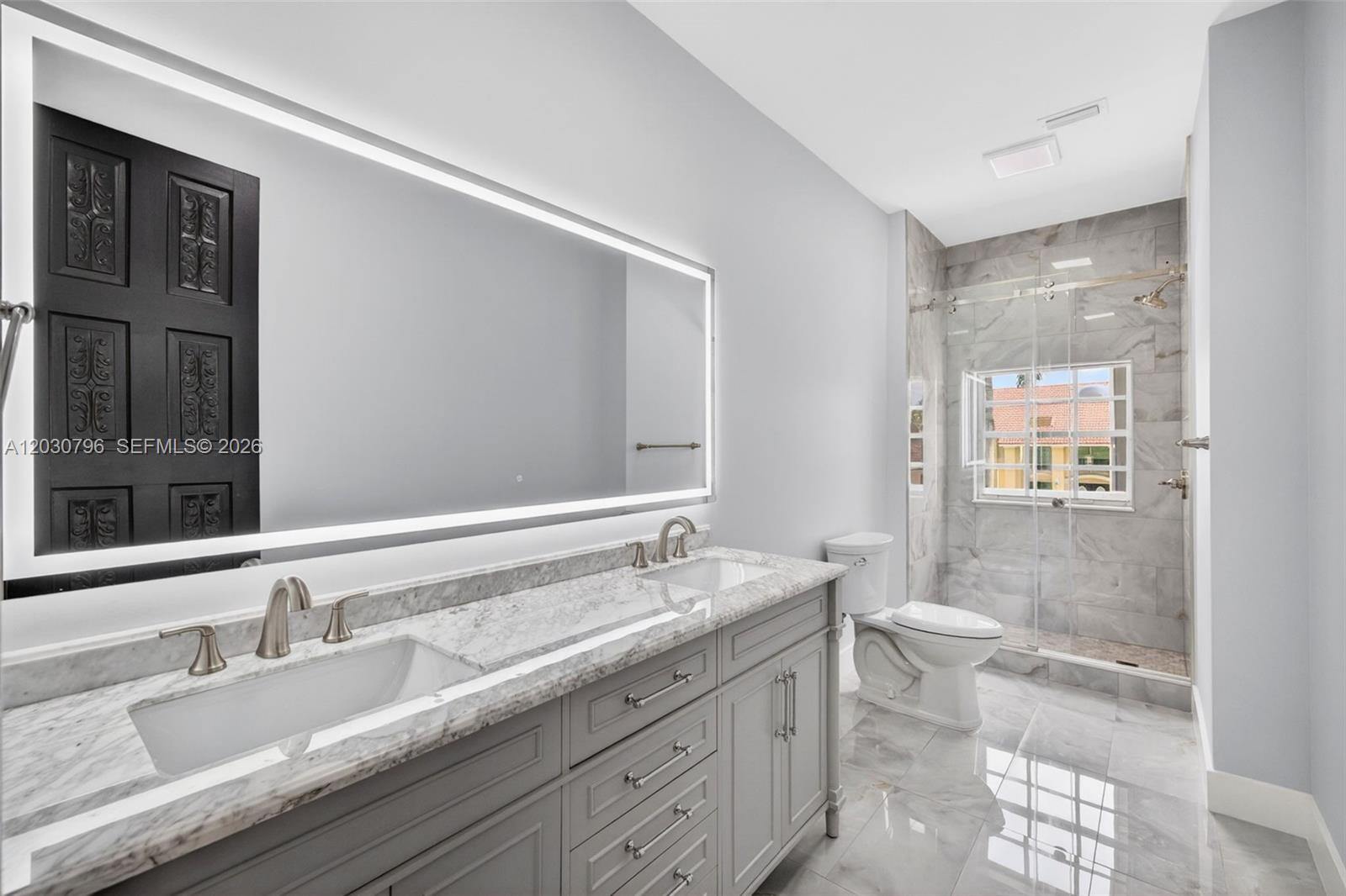 BROOKS ESTATES - Residential