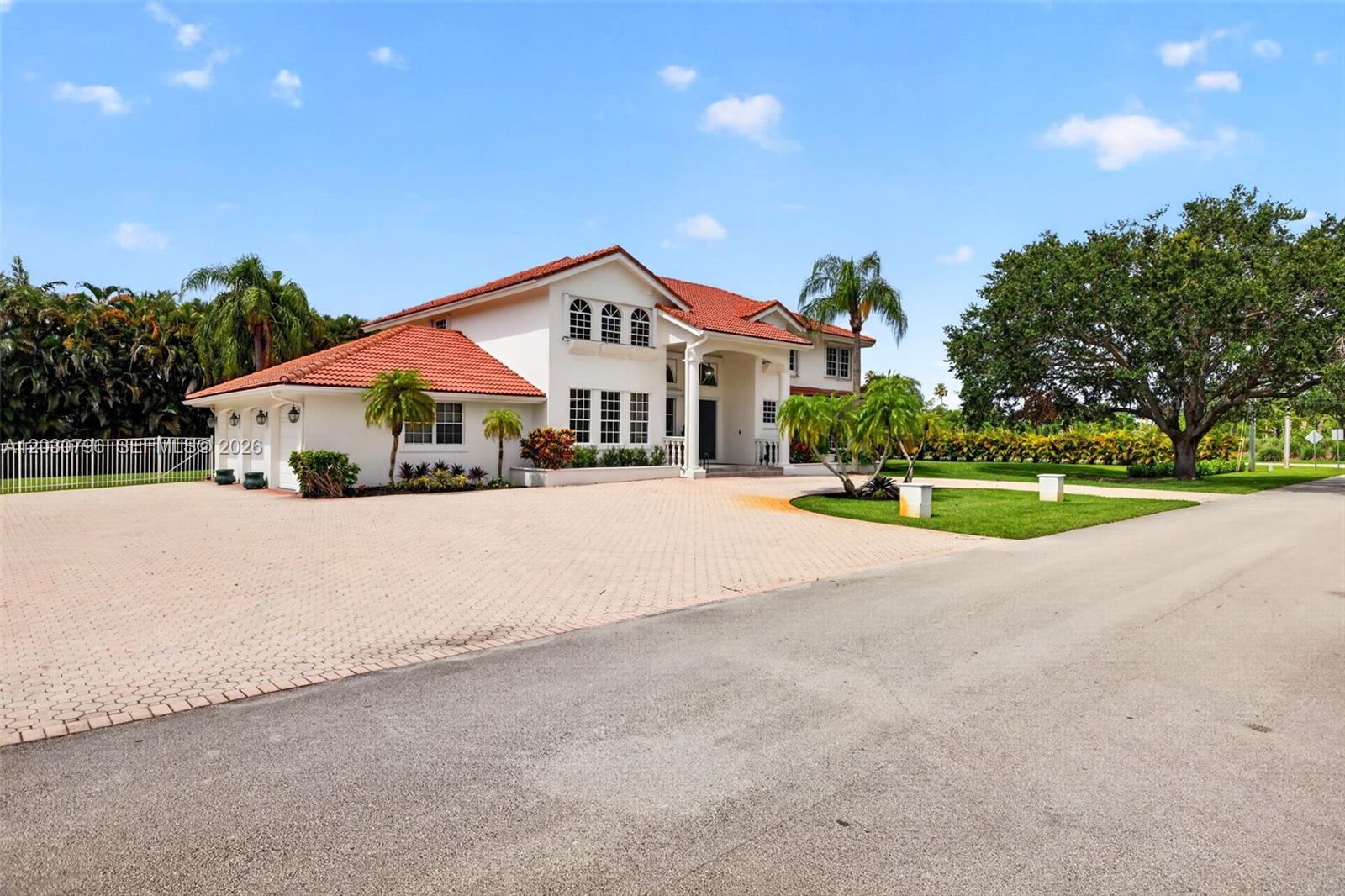 BROOKS ESTATES - Residential
