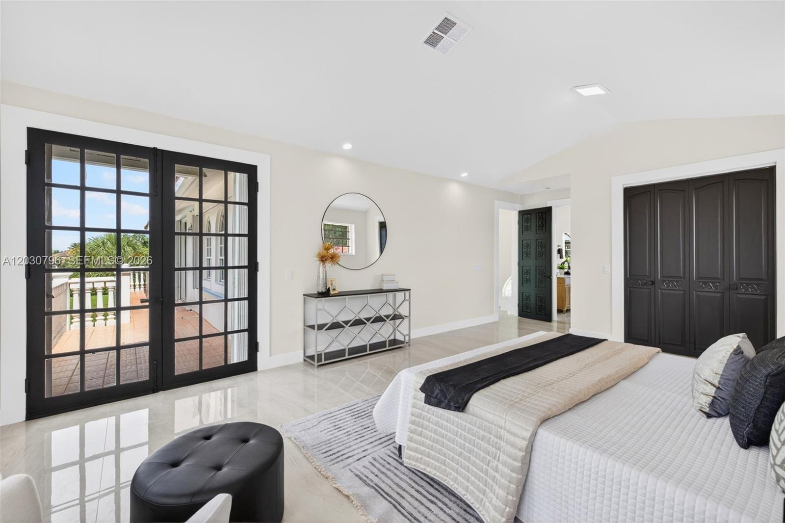 BROOKS ESTATES - Residential