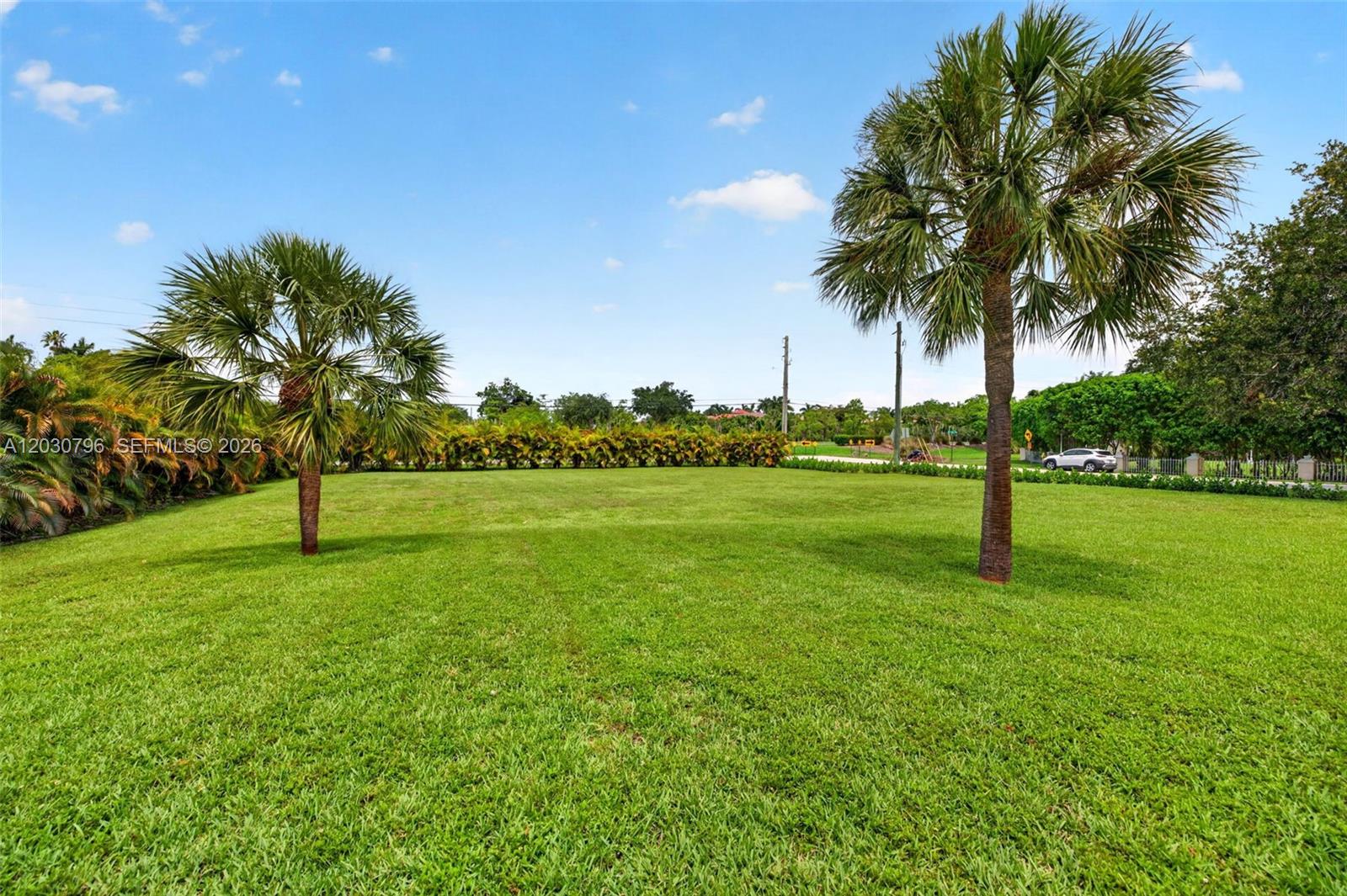 BROOKS ESTATES - Residential