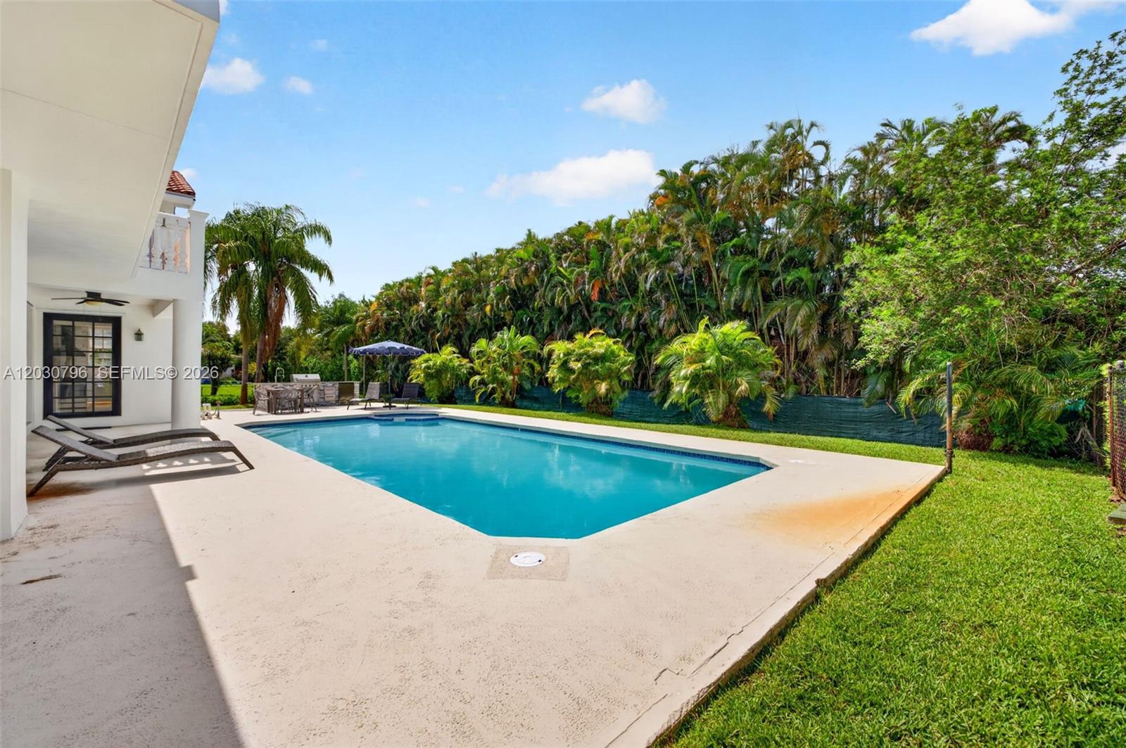 BROOKS ESTATES - Residential