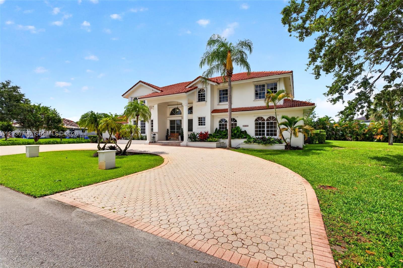 BROOKS ESTATES - Residential