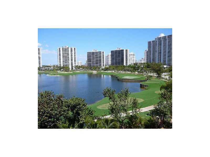 TURNBERRY VILLAGE SO TOWE - Residential Lease