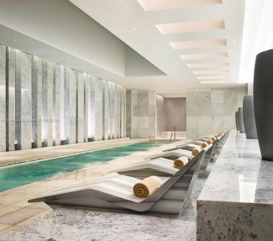 FONTAINEBLEAU II CONDO - Residential