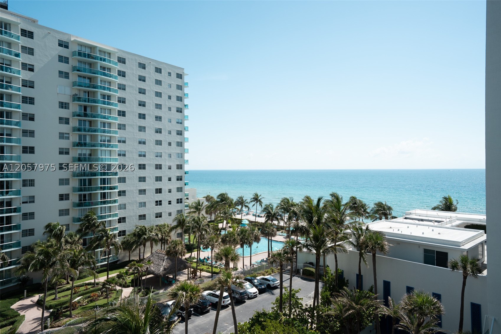 SIAN OCEAN RESIDENCES CON - Residential